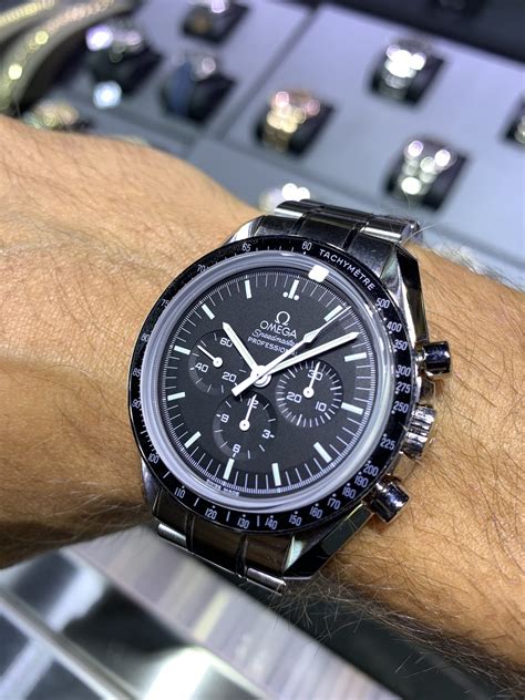 omega speedmaster moonwatch scam